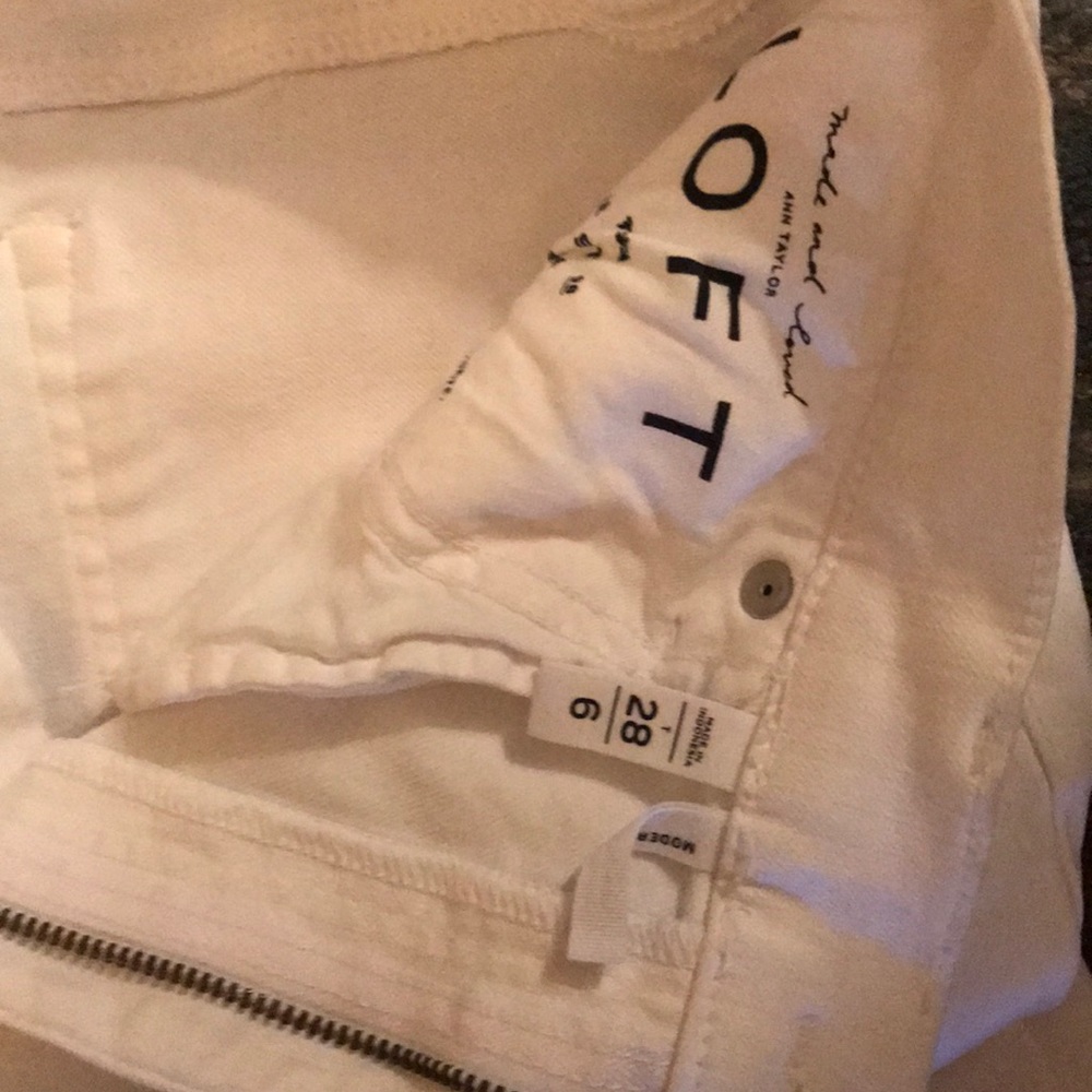 Jeans - Picture 3 of 3